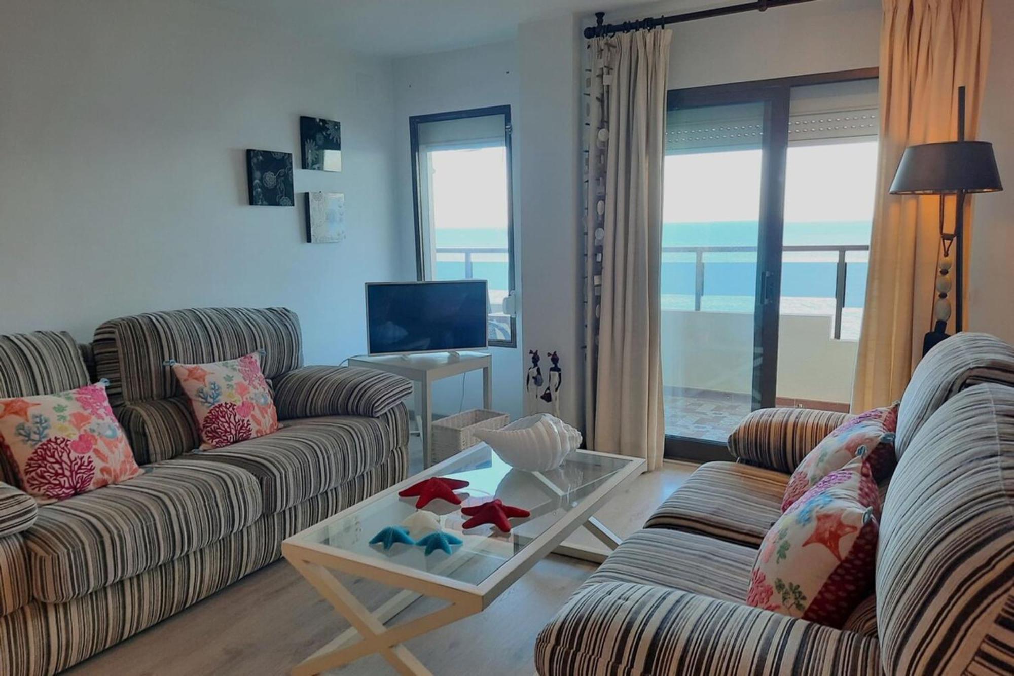 Paseo Del Rey - Fuengirola 2 Bedrooms Oceanfront Apartment Luaran gambar